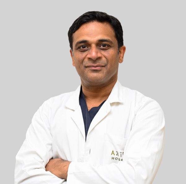 Dr. Mayank Madan - General & Minimally Invasive Surgery, Robotic Surgery