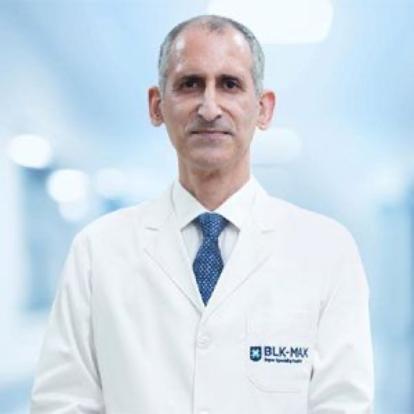 Dr. Anusheel Munshi - Cancer Centre, Thorax & Lung Cancer Programme, Head and Neck Cancer Programme, Thoracic Cancer Programme, Breast Cancer Programme, Thyroid Cancer Programme, Advance Urology Cancer Programme, Gastrointestinal (GI) Cancer Programme, Sarcoma and Bone Cancer Programme, Paediatric Cancer Programme, Gynaecologic Cancer Programme, Radiation Oncology