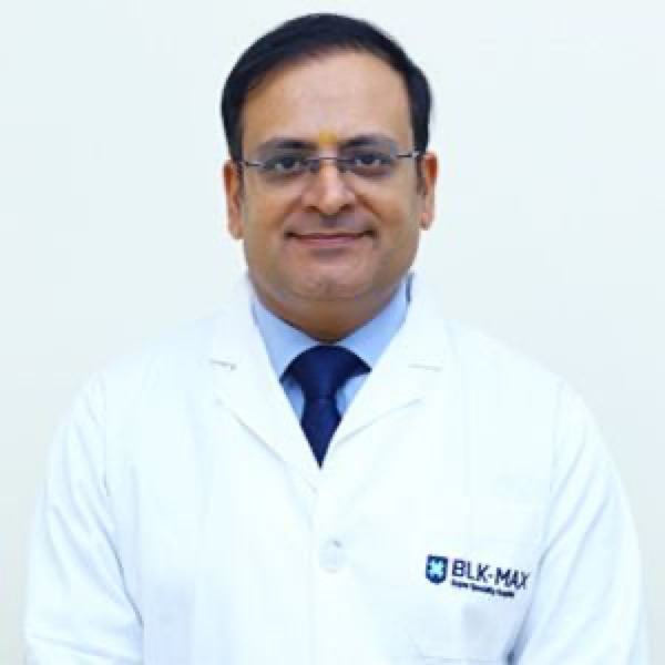 Dr. Naveen Kumar Ailawadi - Centre For Chest & Respiratory Diseases, Pulomonology (Respiratory Medicine)