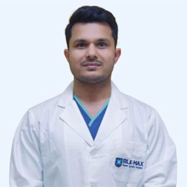 Dr. Nitin Chore - Centre For Neurosciences, Minimally Invasive Neuro Spine Surgery, Neuro-endoscopy Surgery, Functional Neurosurgery, Neurosurgery