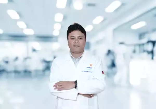 Dr. Davinder Kundra - Pulmonology (Respiratory and Sleep Medicine)