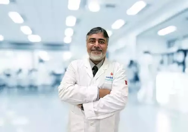 Dr. Nikhil Yadav - General Surgery, Robotic Assisted Surgery, Laparoscopic Surgery