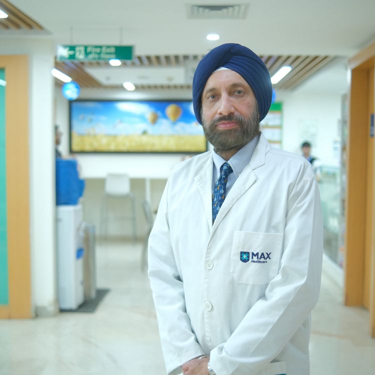 Dr. Aman Popli - Dental Care, Endodontist & Cosmetic Dentist