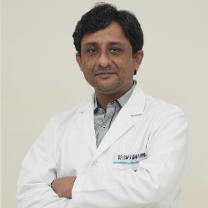 Dr. Akshay Kumar Saxena - Orthopaedics & Joint Replacement, Spine Surgery