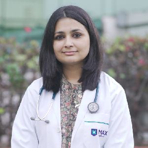 Dr. Amina Mobashir - Pulmonology, Allergy