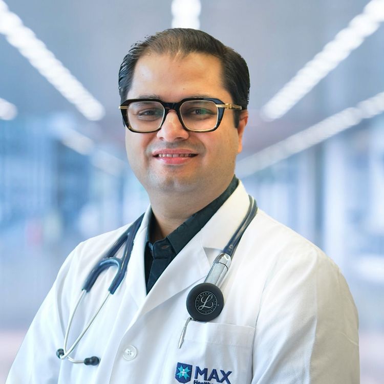 Dr Apar Jindal - Pulmonology