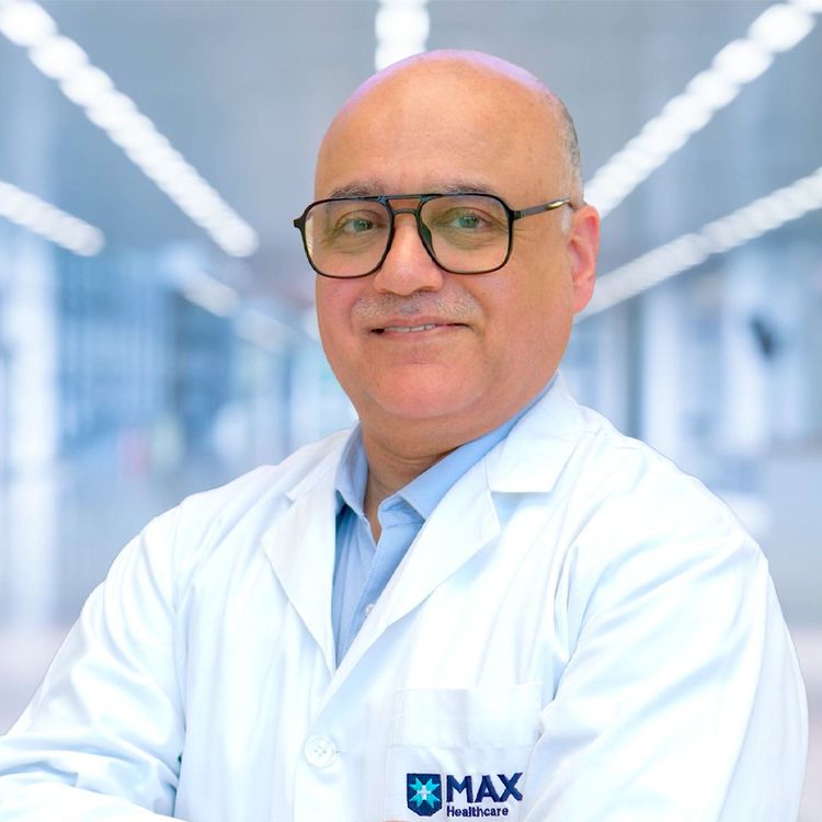 Dr Pankaj Soni - Internal Medicine