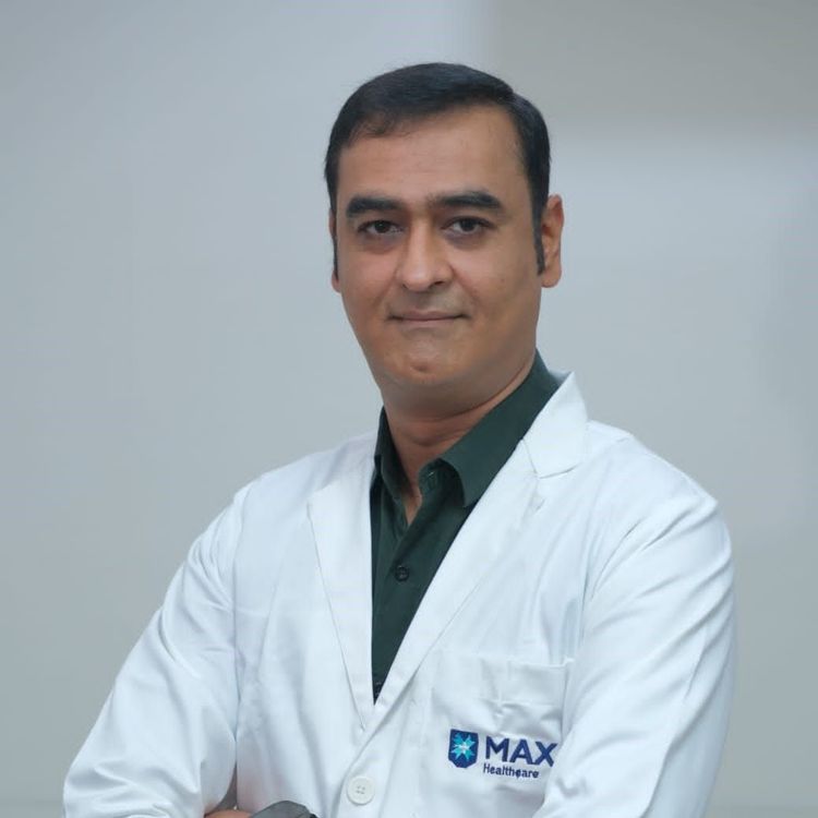Dr. Rakesh Kumar - Eye Care / Ophthalmology