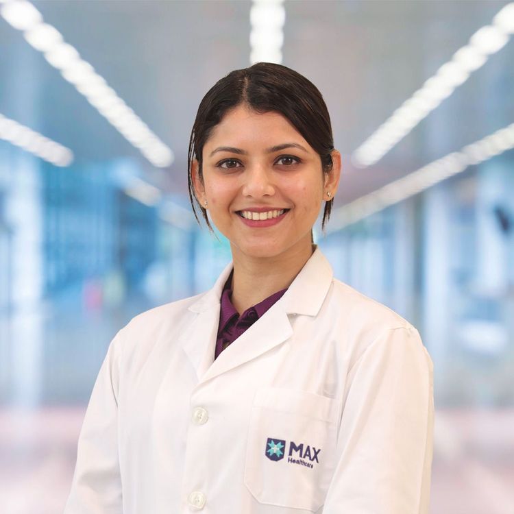 Dr Saroj Rajan - Surgical Oncology, Cancer Care / Oncology, Gynecologic Oncology