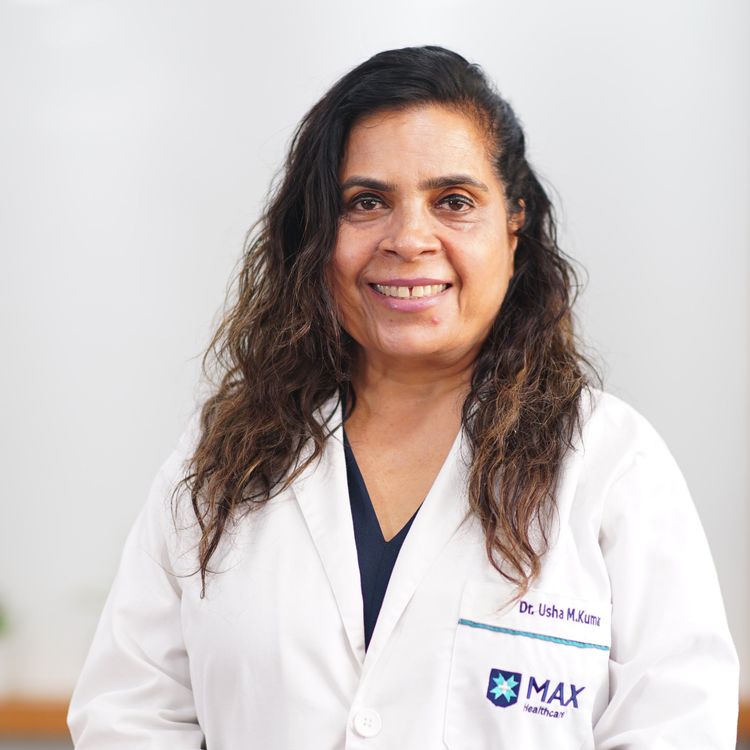 Dr. Usha M Kumar - Obstetrics And Gynaecology, Robotic Surgery, Gynaecologic Laparoscopy