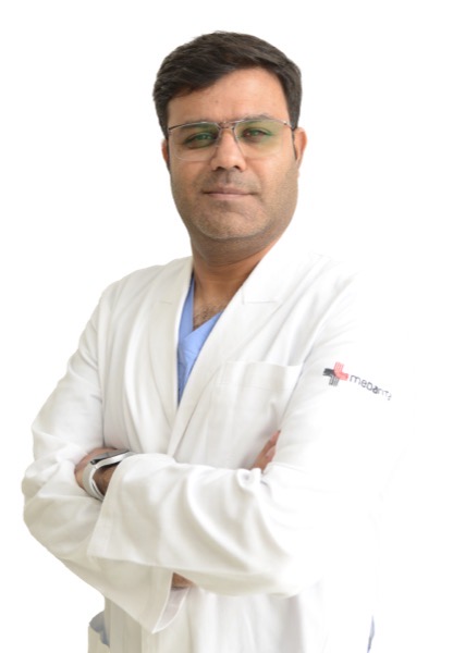 Dr. Harsh Vardhan Puri - Lung Transplant
