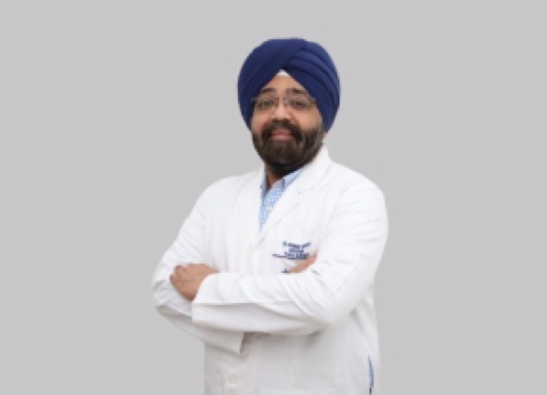 Dr. Mandeep Singh - PLASTIC SURGERY