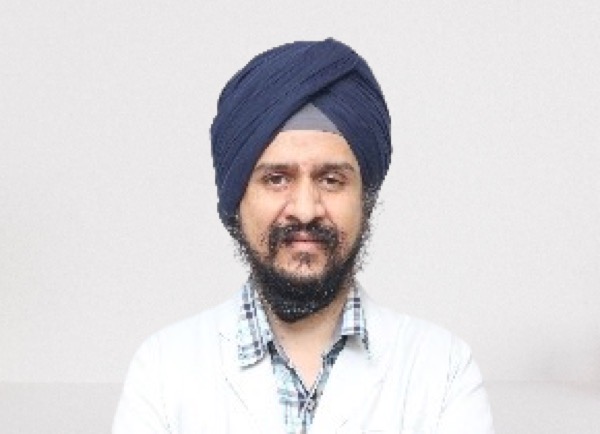 Dr. Parminder Bir Singh - PULMONOLOGY