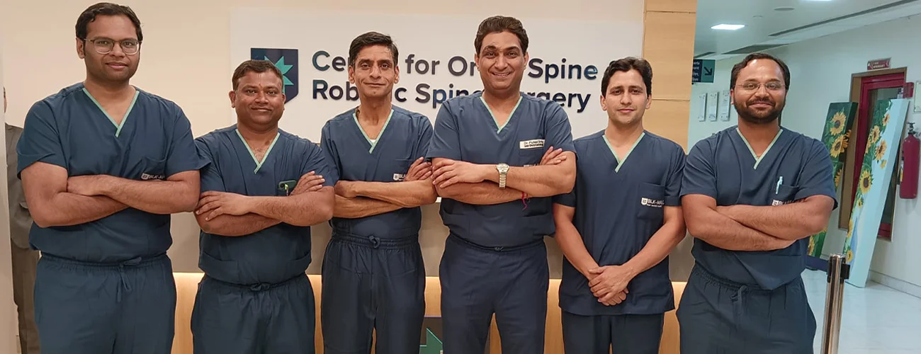 Dr. Puneet Girdhar and team, A top 10 best robotic spine surgeons in India